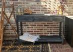 Stoere sidetable met 3 lades brocant, 100 tot 150 cm, Ophalen of Verzenden, Zo goed als nieuw, 25 tot 50 cm