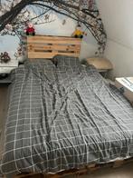 Pallet bed met matras (160x220), Ophalen, Gebruikt, Overige kleuren, Tweepersoons