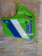 NOS Kawasaki KX250 Radiateur zijkap Rechts - Groen, Motoren, Ophalen of Verzenden, Nieuw