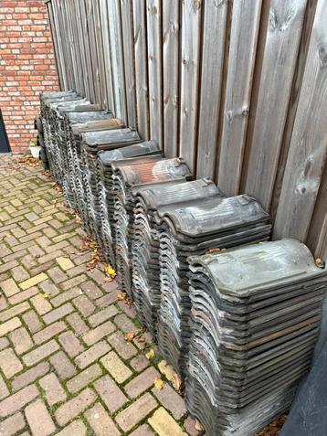 O&Z dakpannen ca 400 stuks incl nokpannen beschikbaar voor biedingen