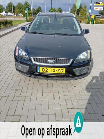 Ford Focus Wagon 1.6-16V Futura beschikbaar voor biedingen