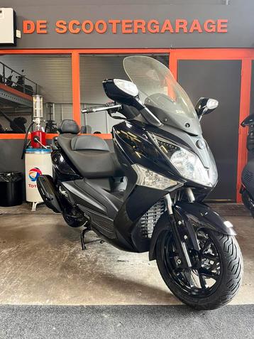 Sym Joymax 250 Sym GTS 250 motorscooter 2013 beschikbaar voor biedingen