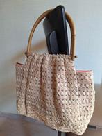 Geborduurde tas met bamboe draagbeugel, Ophalen of Verzenden, Zo goed als nieuw, Beige, Handtas