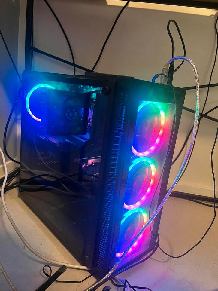 Gaming PC - RTX 2070 Super, i5 9600K, Computers en Software, Desktop Pc's, Gebruikt, 3 tot 4 Ghz, SSD, 16 GB, Met videokaart, Gaming