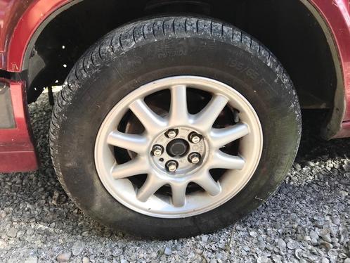 Alu velgen met Michelins Volvo 940, Auto-onderdelen, Banden en Velgen, Velg(en), Zomerbanden, 15 inch, 195 mm, Personenwagen, Gebruikt
