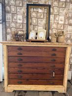 Oude Franse kast ladekast dressoir hobbykast, Antiek en Kunst, Antiek | Meubels | Kasten, Ophalen