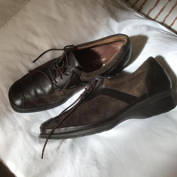 Dames  Schoenen Verhulst .maat 39. Breedte H. beschikbaar voor biedingen