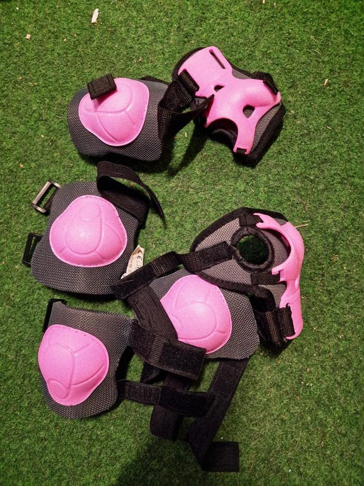 Kinder beschermset: pols, knie, elleboog beschermers, Sport en Fitness, Skeelers, Gebruikt, Bescherming, Overige merken, Kinderen