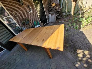 Ikea Stornäs eettafel beschikbaar voor biedingen