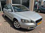 Volvo V50 1.8 Elite - NIEUWE APK -, Auto's, Voorwielaandrijving, 65 €/maand, Gebruikt, Zwart