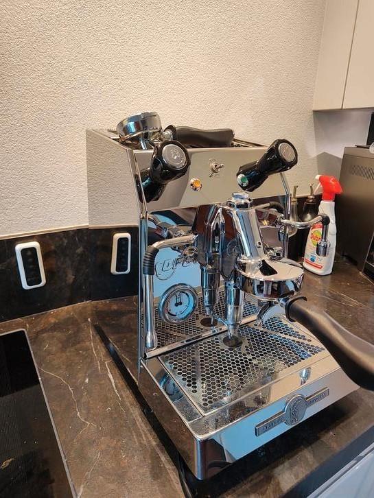 bfc junior elite rotatie pomp, Witgoed en Apparatuur, Koffiezetapparaten, Gebruikt, Espresso apparaat, 10 kopjes of meer, Ophalen