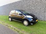 Peugeot 107 1.0-12V XS AIRCO - 5Drs, Voorwielaandrijving, Gebruikt, 4 stoelen, Origineel Nederlands