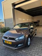 Volkswagen Polo 1.2 FSI Style benzine 2012 3D 69pk pdc/stoel, Auto's, Voorwielaandrijving, Euro 5, Zwart, Bruin