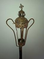 Kerk lantaarn, Ophalen