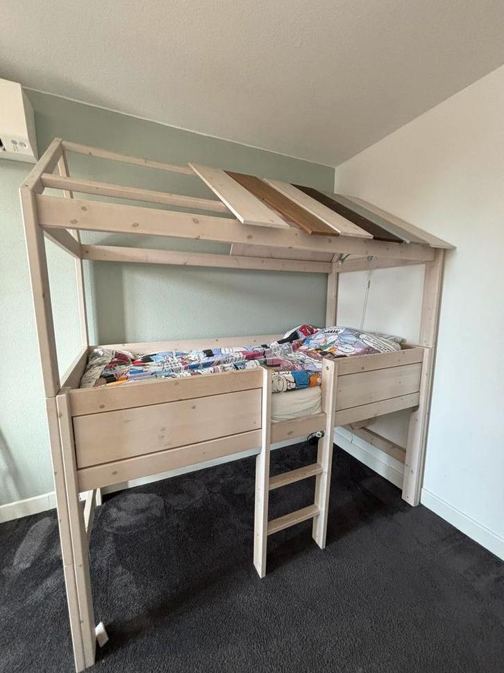 Lifetime boomhutbed en kledingkast, Kinderen en Baby's, Kinderkamer | Stapelbedden en Hoogslapers, Gebruikt, Hoogslaper, Ophalen