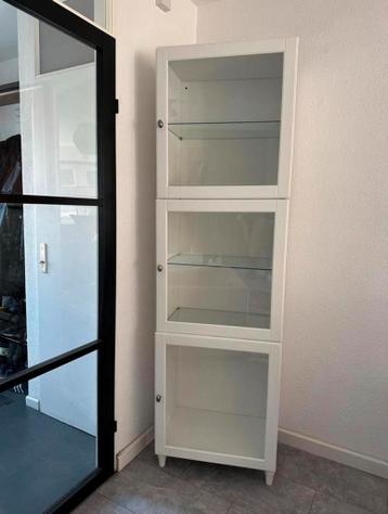 Ikea Besta kast met glazen deuren - afbeelding 1