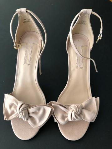 Pumps van Dorothy Perkins maat 37 beschikbaar voor biedingen