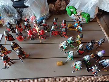 Playmobil 30 bewapende ridders soldaten T.e.a.b. beschikbaar voor biedingen