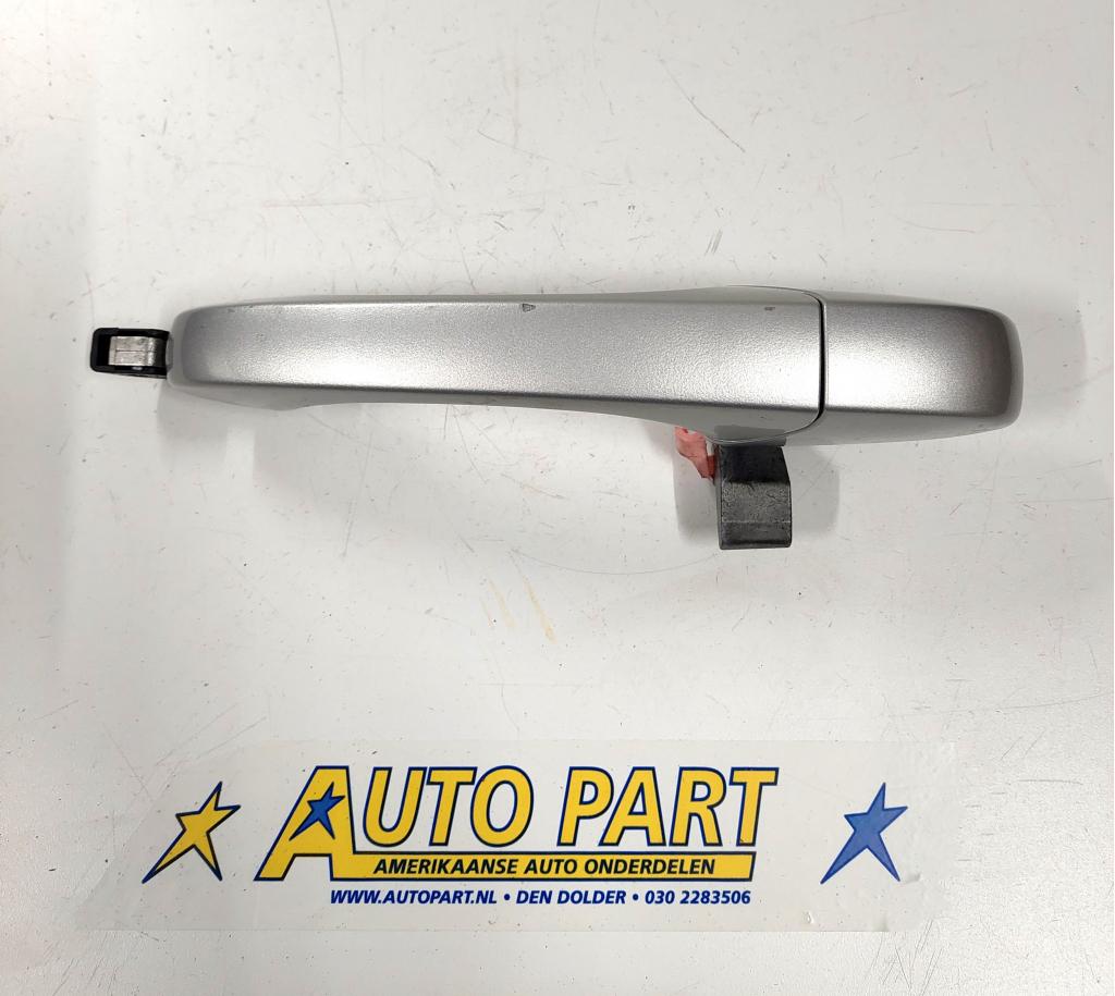 Dodge Magnum deurhendel 2005-2008, Auto-onderdelen, Gebruikt, PO Box 21-8004 | Auburn Hills, MI 48321-8004, Chrysler, Ophalen of Verzenden