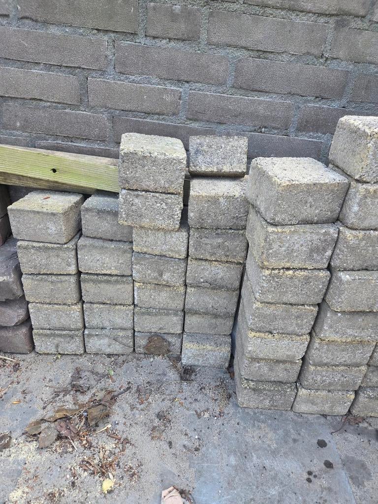 90 betonklinkers 10x10cm, Ophalen