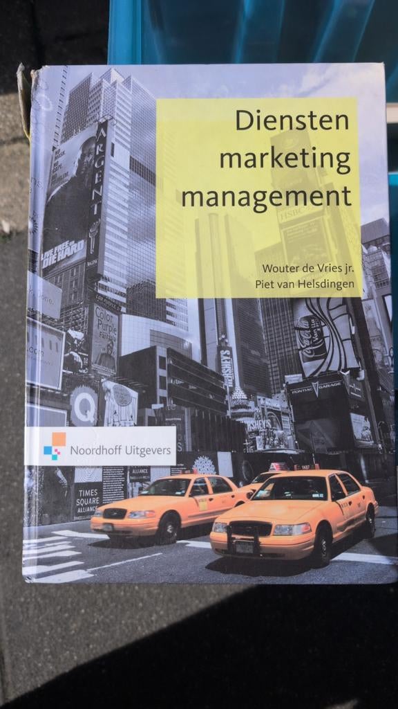 Dienstenmarketingmanagement, Boeken, Gelezen, Ophalen of Verzenden, Gamma, Wouter de Vries jr., Piet van Helsdingen