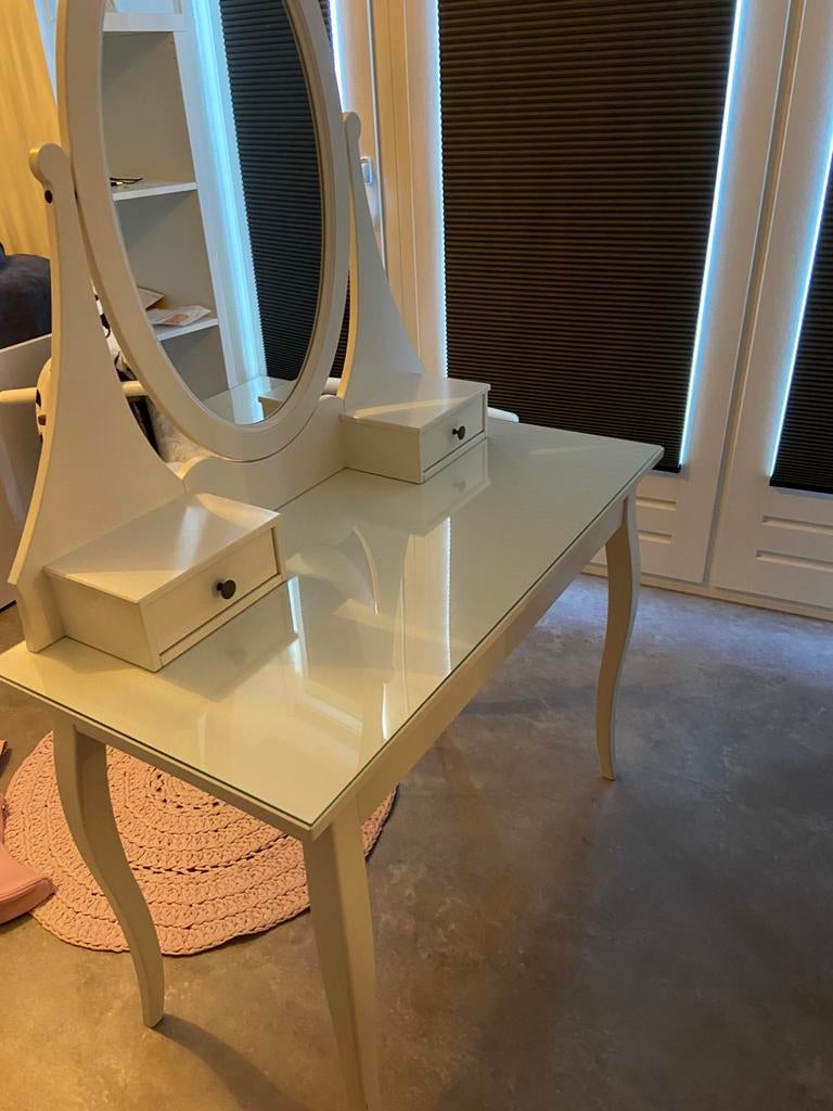 Hemnes makeup tafel ikea, Ophalen of Verzenden, Zo goed als nieuw, 50 tot 100 cm, Minder dan 100 cm