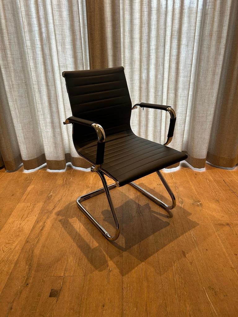 4 Nieuwe Sledestoelen Zwart/Chroom - Vergaderstoelen, Huis en Inrichting, Stoelen, Zwart, Nieuw, Ophalen of Verzenden, Vier