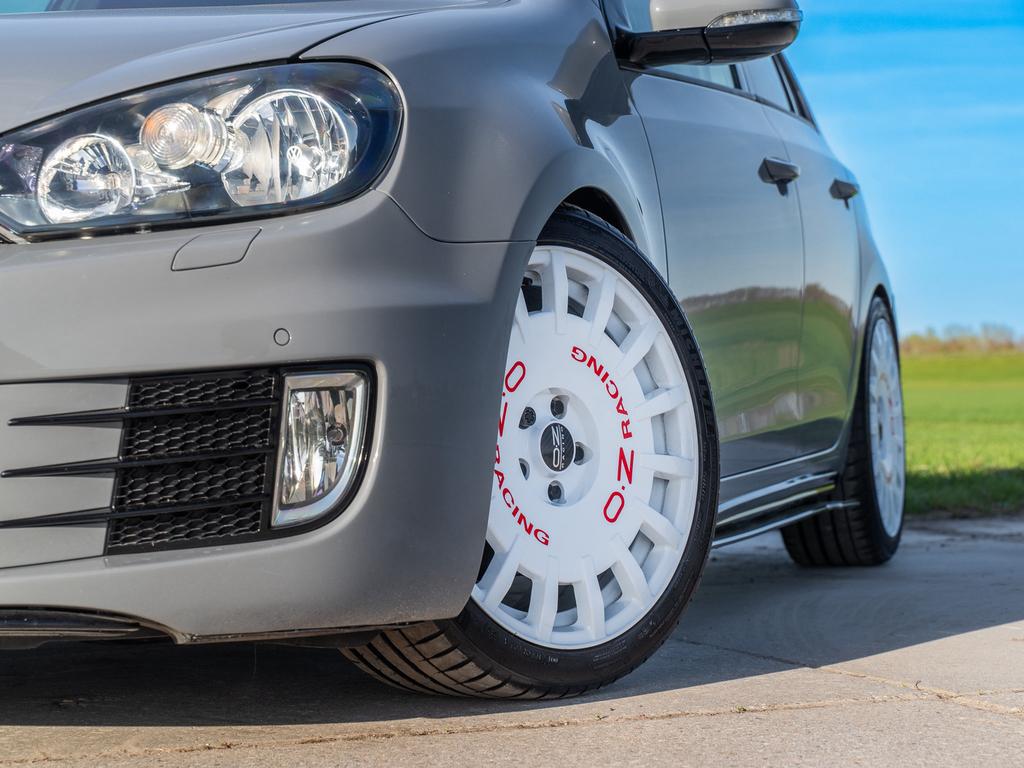 Volkswagen Golf 2.0 154KW 2009 Grijs, Voorwielaandrijving, 4 cilinders, 1984 cc, 14 km/l