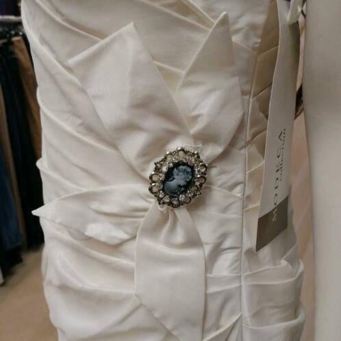 Modeca Collection nieuwe trouwjurk Ivory + sleep mt 40 37215, Trouwjurk, ., Wit, Nieuw