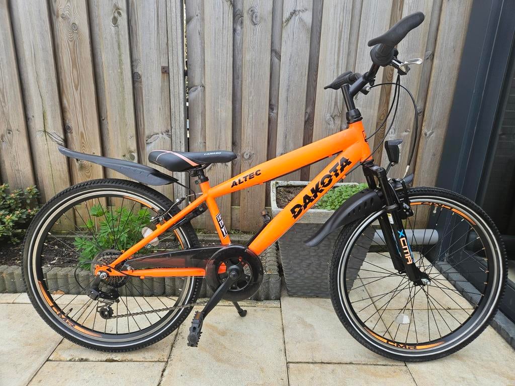 Nette jongensfiets 24 inch 7 versnellingen Altec Dakota, Ophalen, Staal, 24 inch of meer