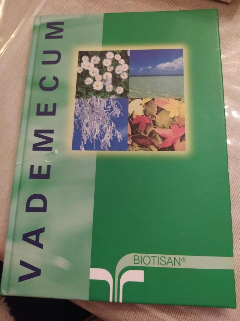 Vademecum., Boeken, Ophalen of Verzenden