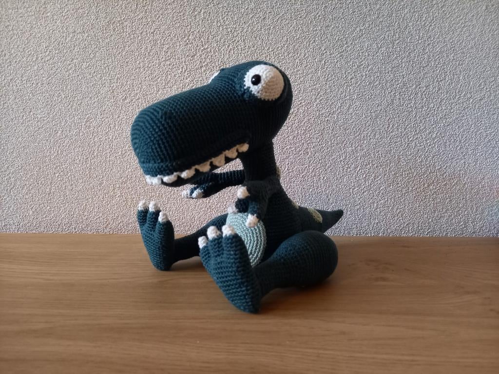 Gehaakte T-rex knuffel - Handgemaakte dinosaurus, Groen, Nieuw, Ophalen of Verzenden, Dinosaurus