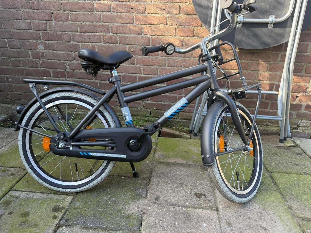 Alpina jongensfiets 16 inch 4-6 jaar zwart, Fietsen en Brommers, Fietsen | Jongens, Ophalen, Zo goed als nieuw, 16 inch, Alpina