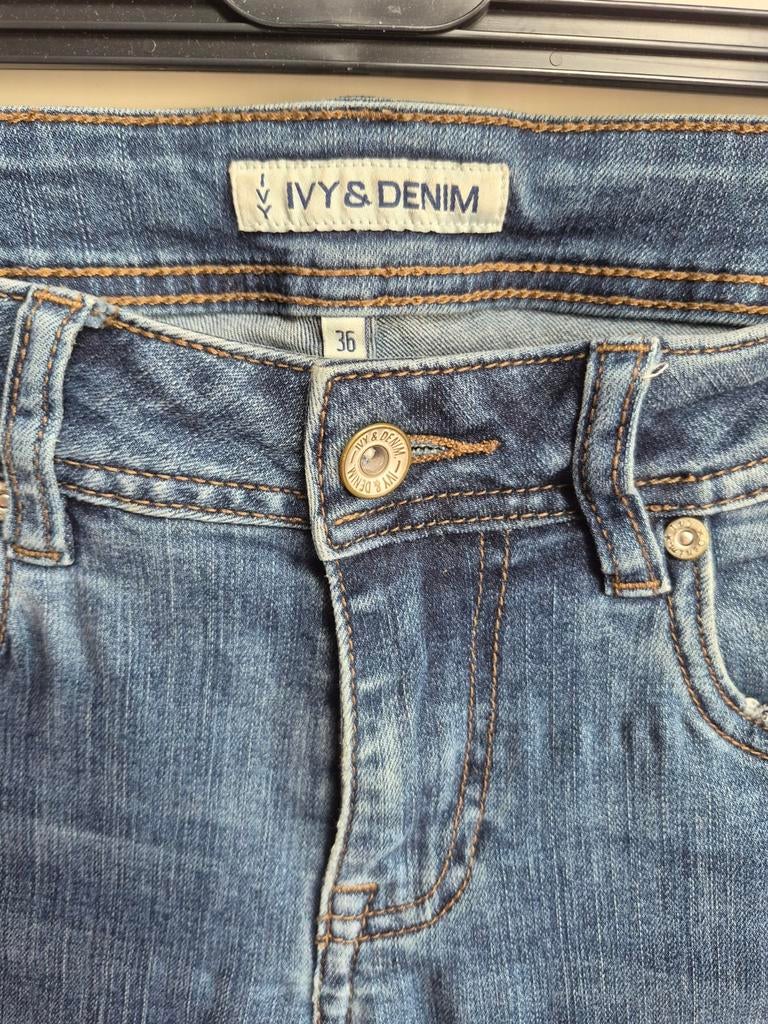 Ivy denim jeans met omgeslagen pijp maat 36, Ophalen of Verzenden, Zo goed als nieuw, Blauw, W28 - W29 (confectie 36)