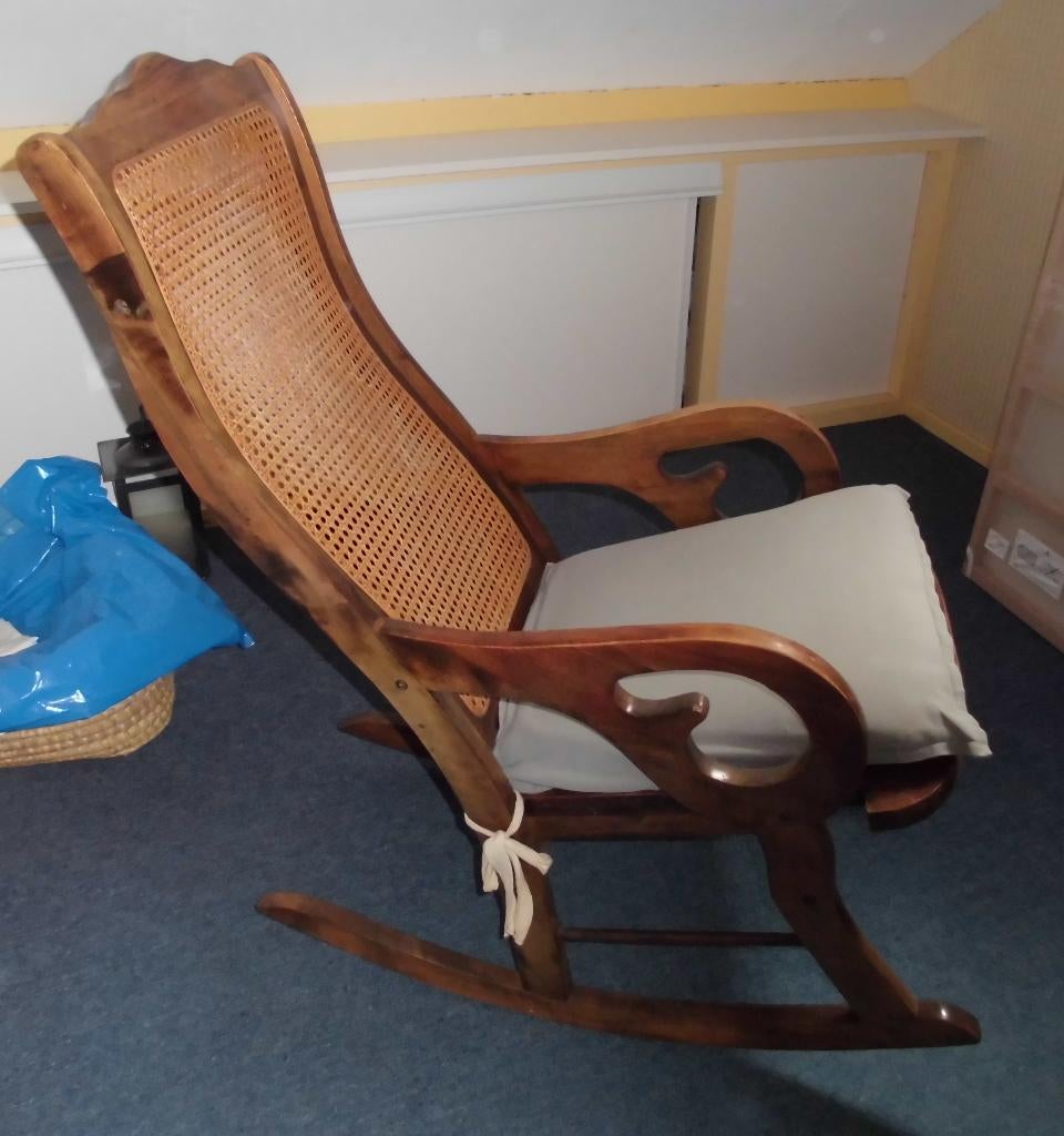 schommelstoel, Huis en Inrichting, Stoelen, Ophalen, Gebruikt, Bruin, Eén