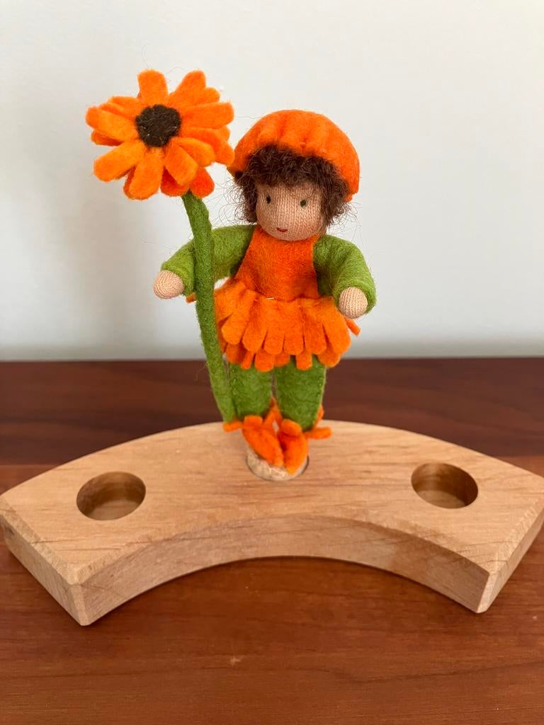 Goudsbloem steker, Ophalen of Verzenden, Nieuw, Figuurtje(s), Wolvilt