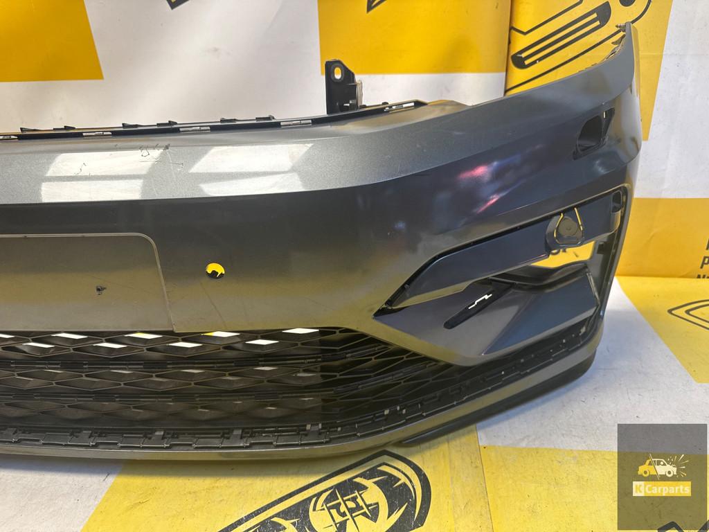 Voorbumper VW Touran 5TA R-line 4xPDC KLS 5TA807221M, Auto-onderdelen, Info@fabrikant.eu, Ophalen of Verzenden, Bumper, Fabrikant BV