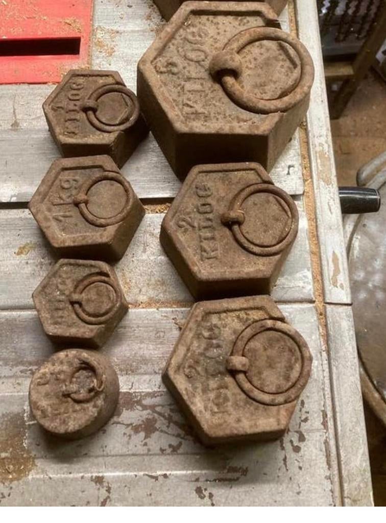 Bascule gewichten, Antiek en Kunst, Antiek | Gereedschap en Instrumenten, Ophalen of Verzenden