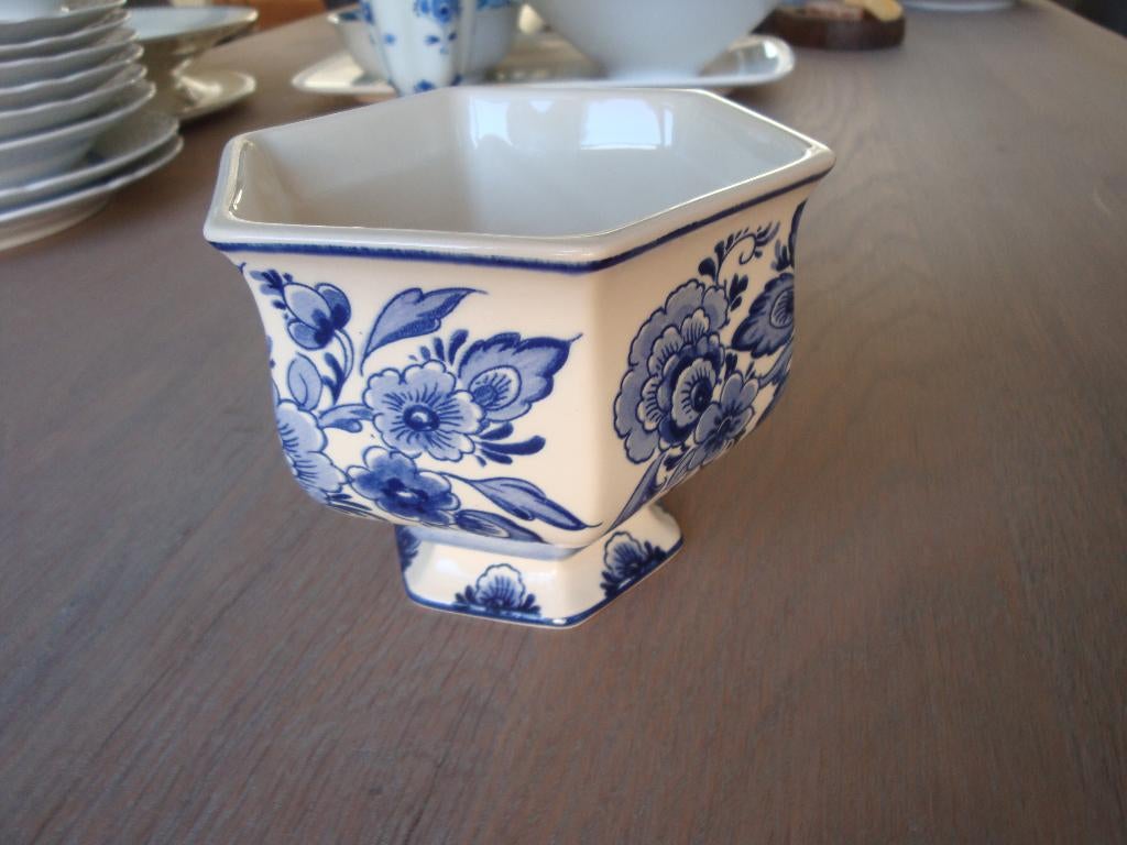 DELFTS BALUW zeshoekig schaaltje., Antiek en Kunst, Ophalen of Verzenden