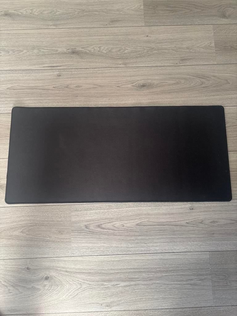 Muismat 40x90 cm, Ophalen of Verzenden, Gaming muismat, Zo goed als nieuw