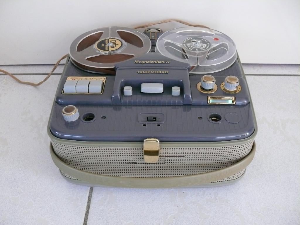 Perfect spelende Telefunken Magnetophon 75 - 2 snelheden, Ophalen of Verzenden, Bandrecorder, Met banden