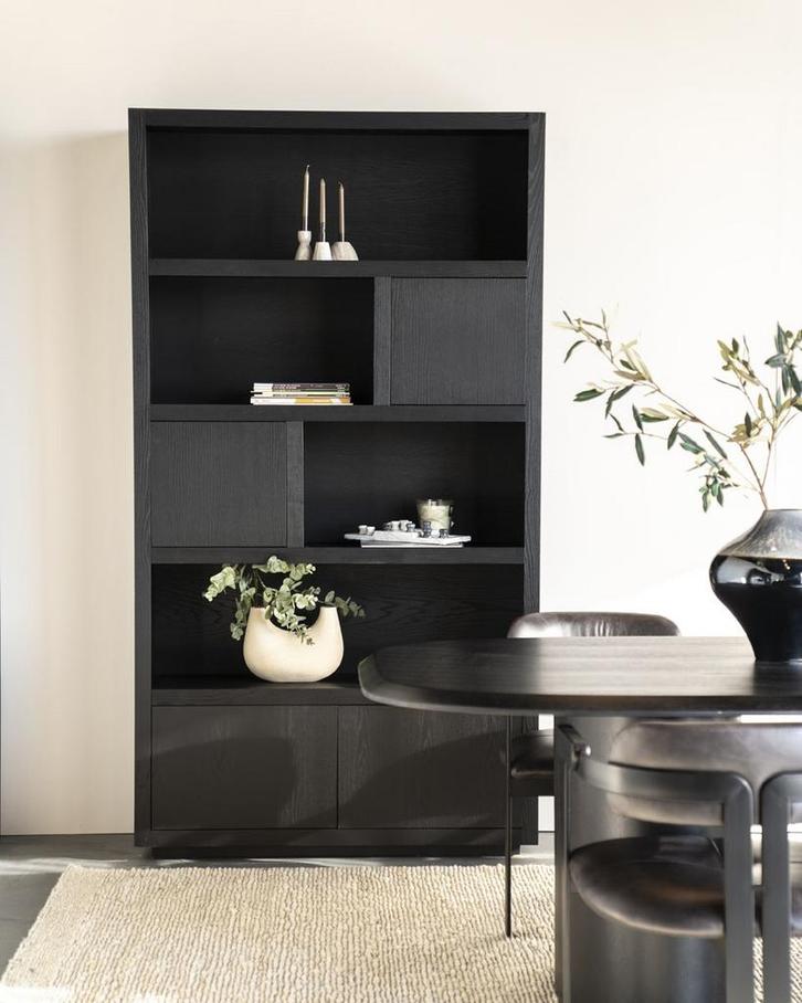 Zwarte Helsinki Kast – Eleonora | Topkwaliteit!, Huis en Inrichting, Kasten | Boekenkasten, Zo goed als nieuw, 100 tot 150 cm