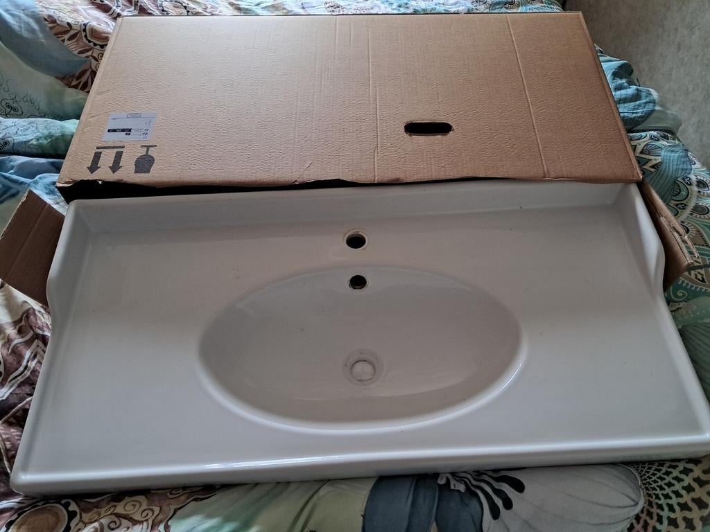 IKEA wastafel 102 cm breed, Doe-het-zelf en Verbouw, Sanitair, Nieuw, Wastafel, Ophalen