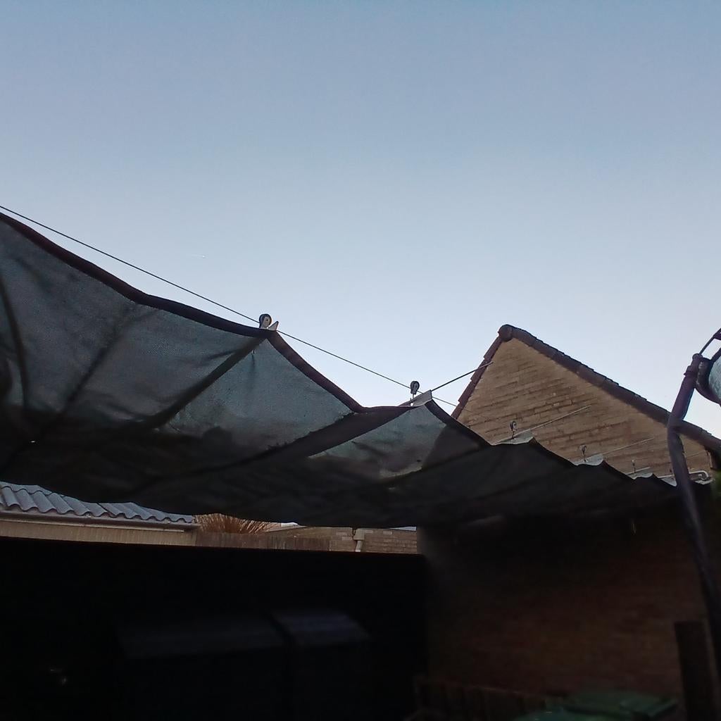 Schaduwdoek 3.5m bij 5.5 m ongeveer inschuifbaar compleet, Tuin en Terras, Overkappingen, Ophalen