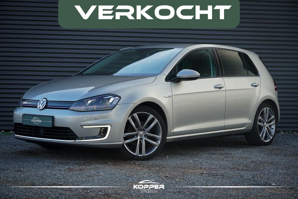 Volkswagen e-Golf / Stoelverwarming / Incl BTW / DAB / Camer, Stof, Gebruikt, 116 pk, 190 km