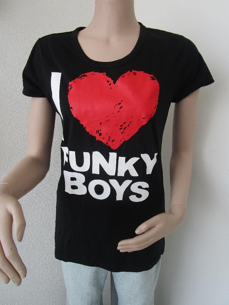 Shirt April Evil maat S, Kleding | Dames, Verzenden, Zwart, Zo goed als nieuw, Korte mouw