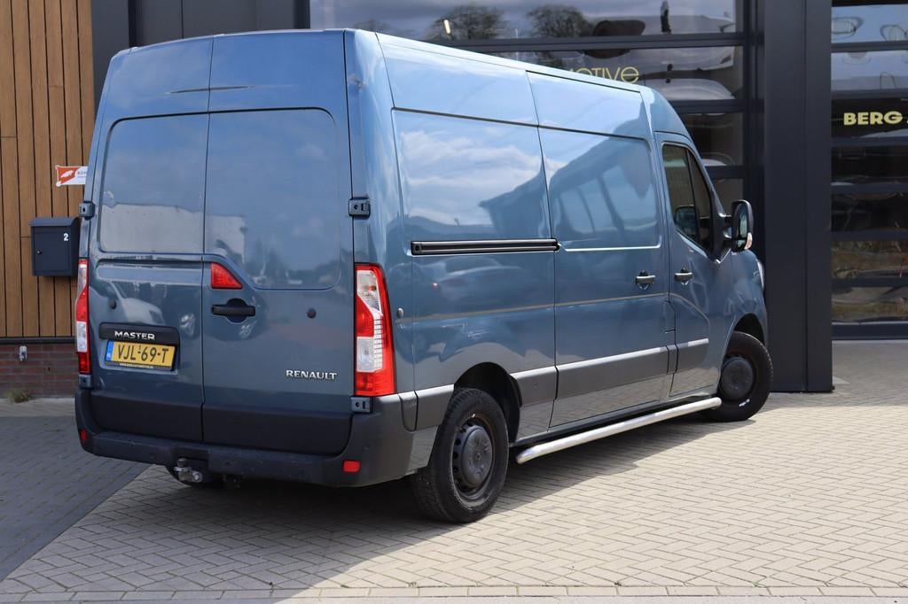 Renault Master T35 2.3 dCi 135 L2H3 | NAP | Eerste Eigenaar, Voorwielaandrijving, Gebruikt, Euro 6, 4 cilinders