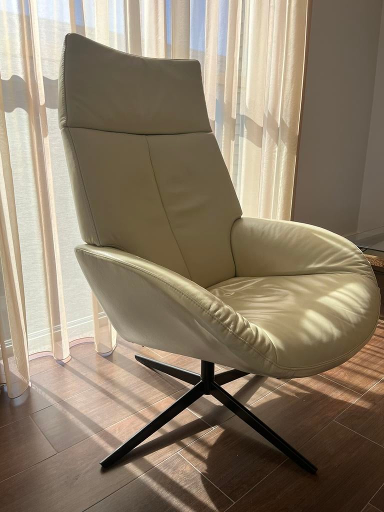 Prominent relax stoel, crème kleur, Huis en Inrichting, Fauteuils, Ophalen, Gebruikt, Minder dan 75 cm, Leer