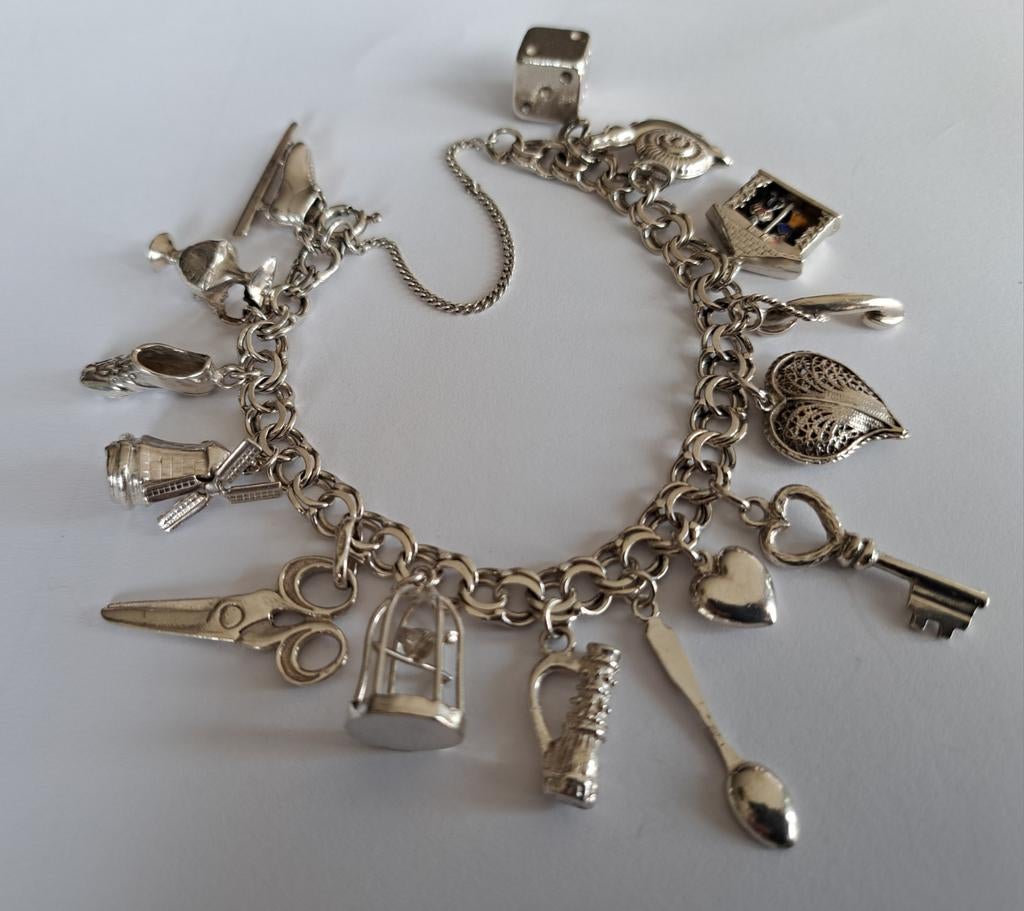 Zilveren Bedelarmband met 15 Diverse Bedels, Sieraden, Tassen en Uiterlijk, Ophalen of Verzenden
