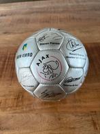 Vintage Ajax Voetbal 2004/05 Selectie Sneijder Van der Vaart, Maat XL, Ophalen of Verzenden, Gebruikt, Bal